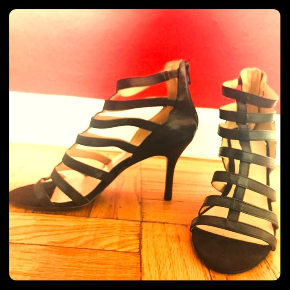 Sexy Nine West black sandals!